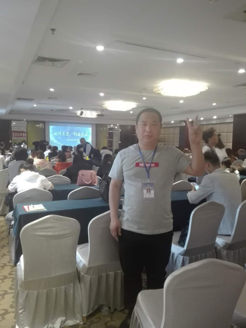 喜报：辽宁省凌源市佟冬生老师在五会作文总部举办的2018年五会作文教学大赛中成绩突出，被评为五会作文特级讲师。|教学动态-山东五会教育信息咨询有限公司